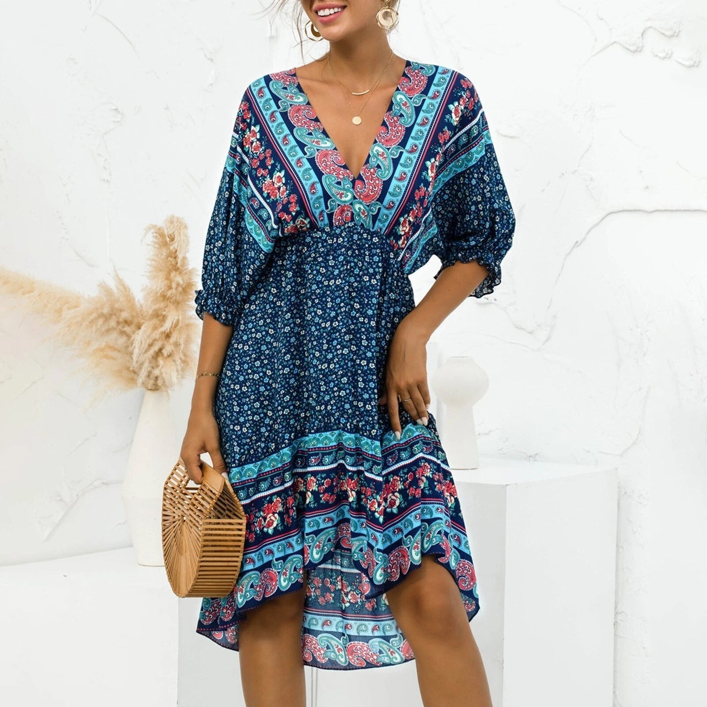 LAILA - Dress with floral pattern