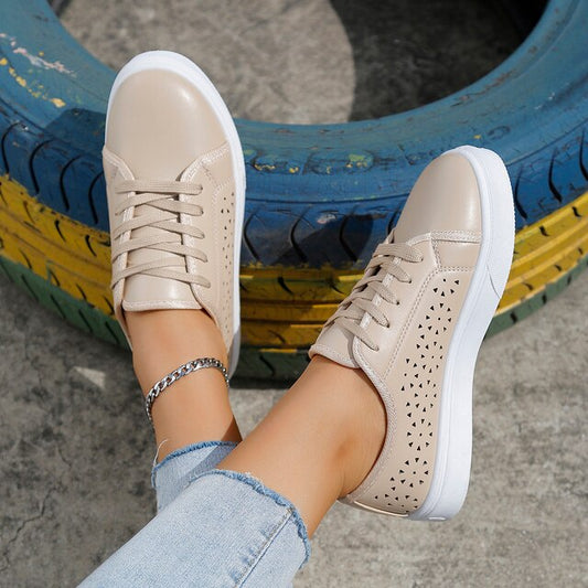 ISABELLA - Orthopaedic trainers with cut-out