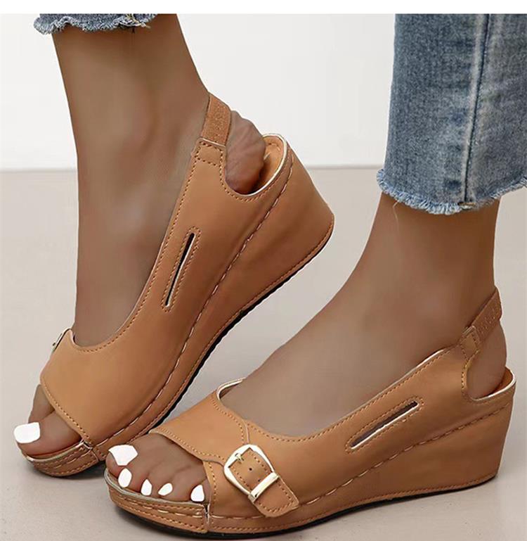 Helga - Orthopaedic sandals for women