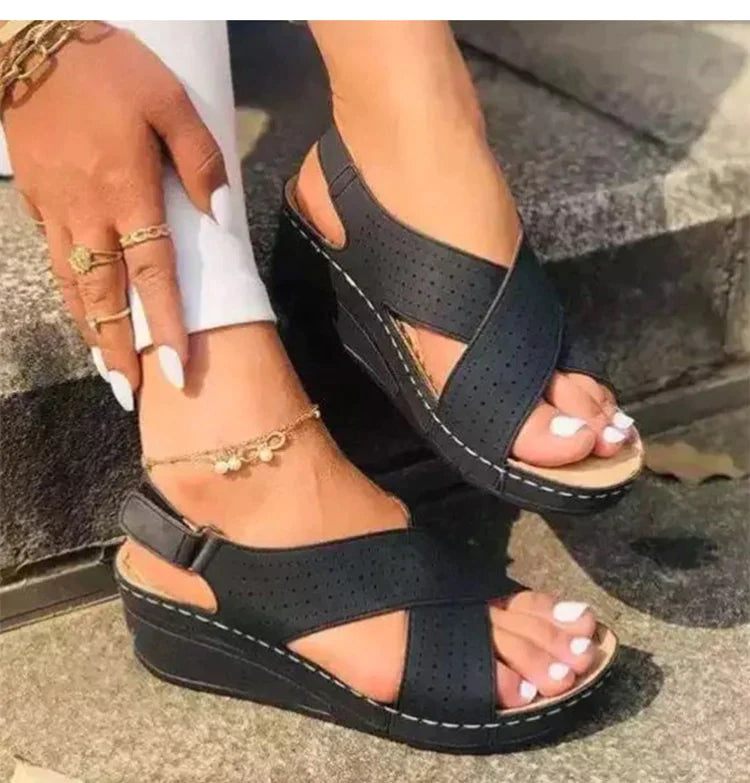 SOFIA - Orthopaedic ankle strap cross sandals